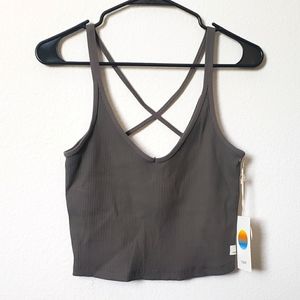 Vuori Ribbed Cropped Tank in Oregano